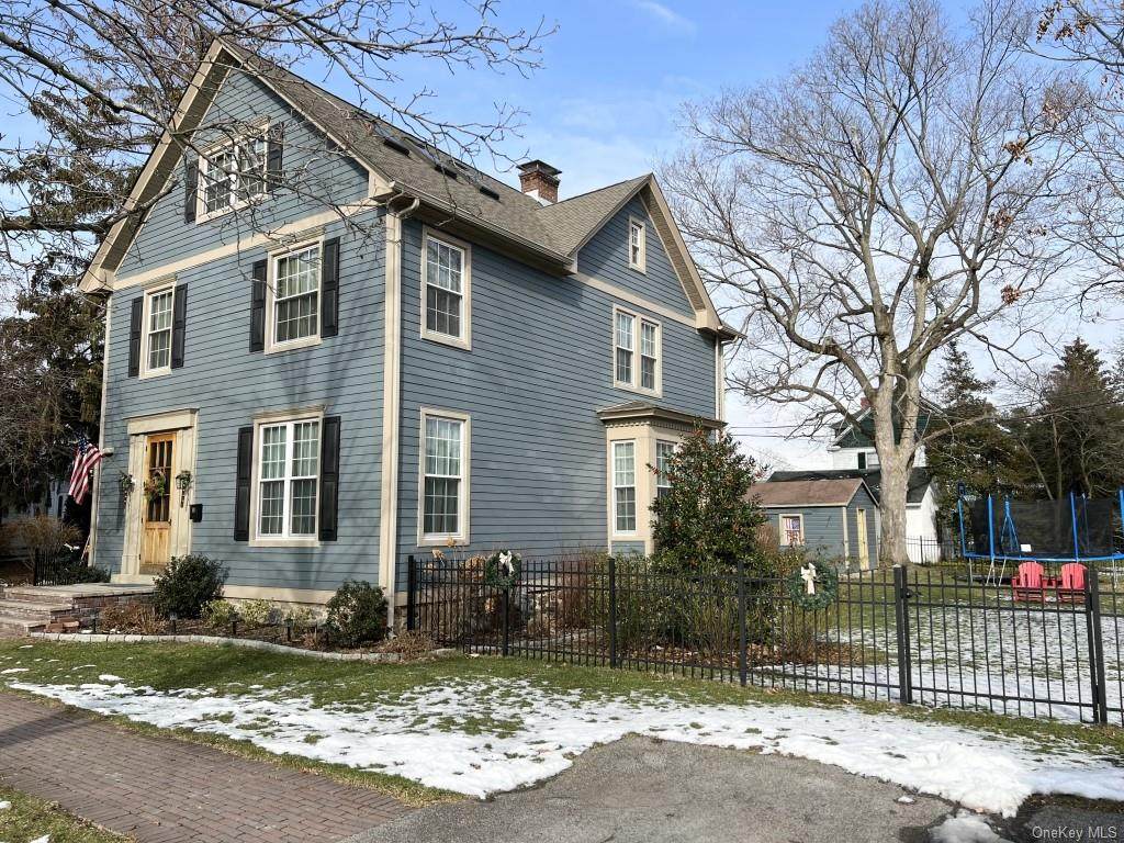 18 Pine Street - Photo 1