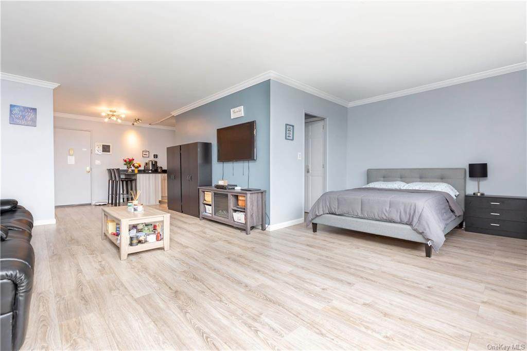 5800 Arlington Avenue - Photo 1