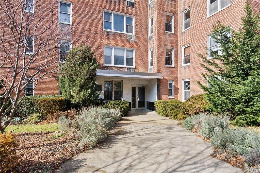3475 Greystone Avenue - Photo 1