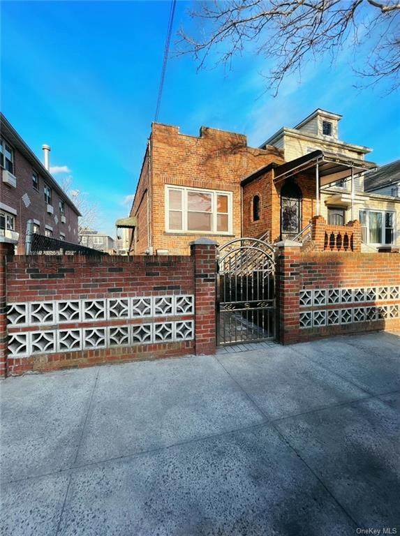 733 89th Street - Photo 1