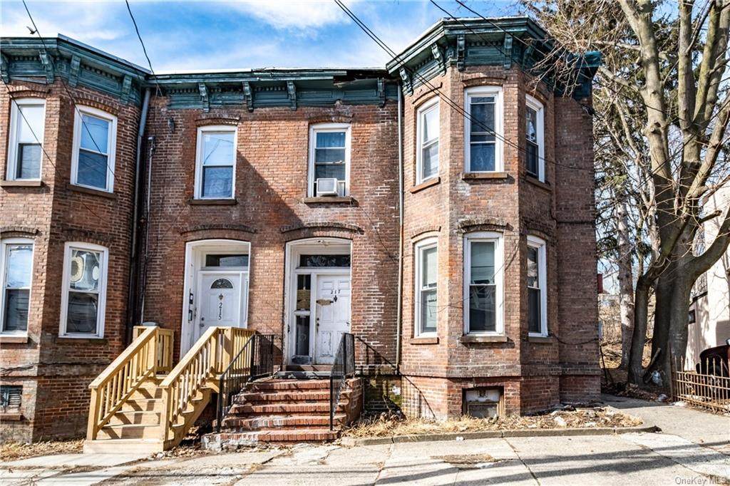 217 Dubois Street - Photo 1