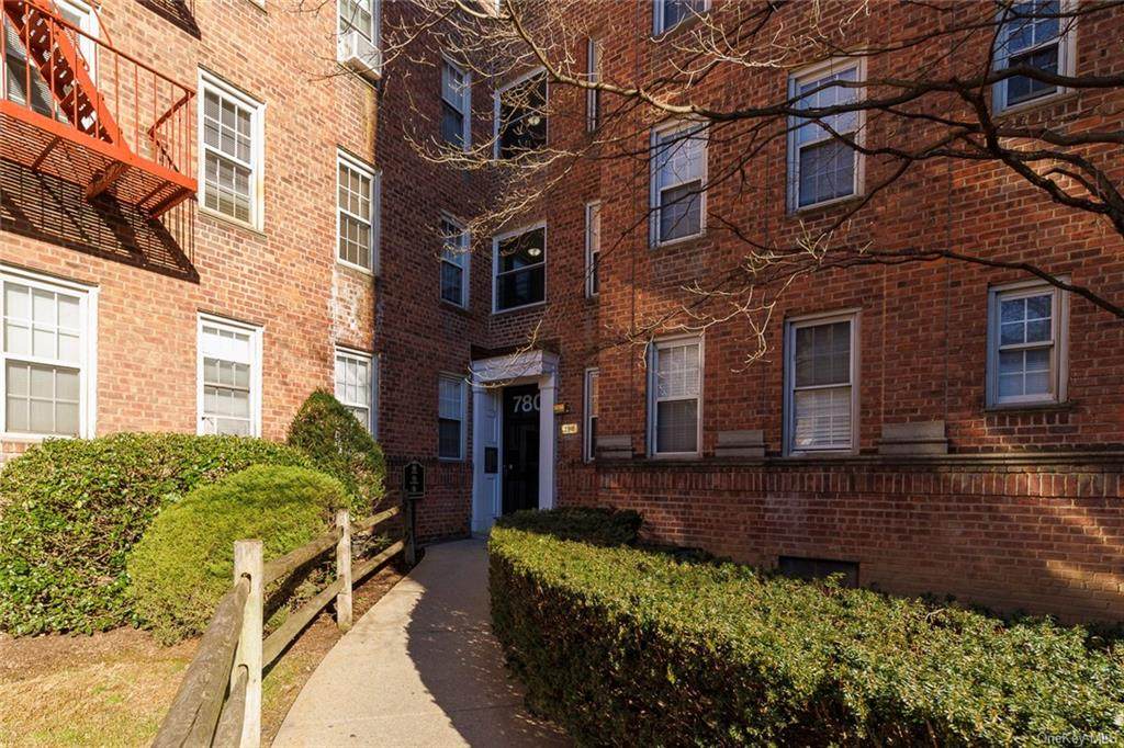 780 Bronx River Road - Photo 1