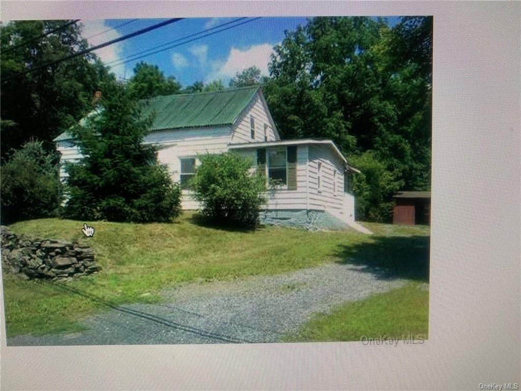 221 East Road - Photo 1