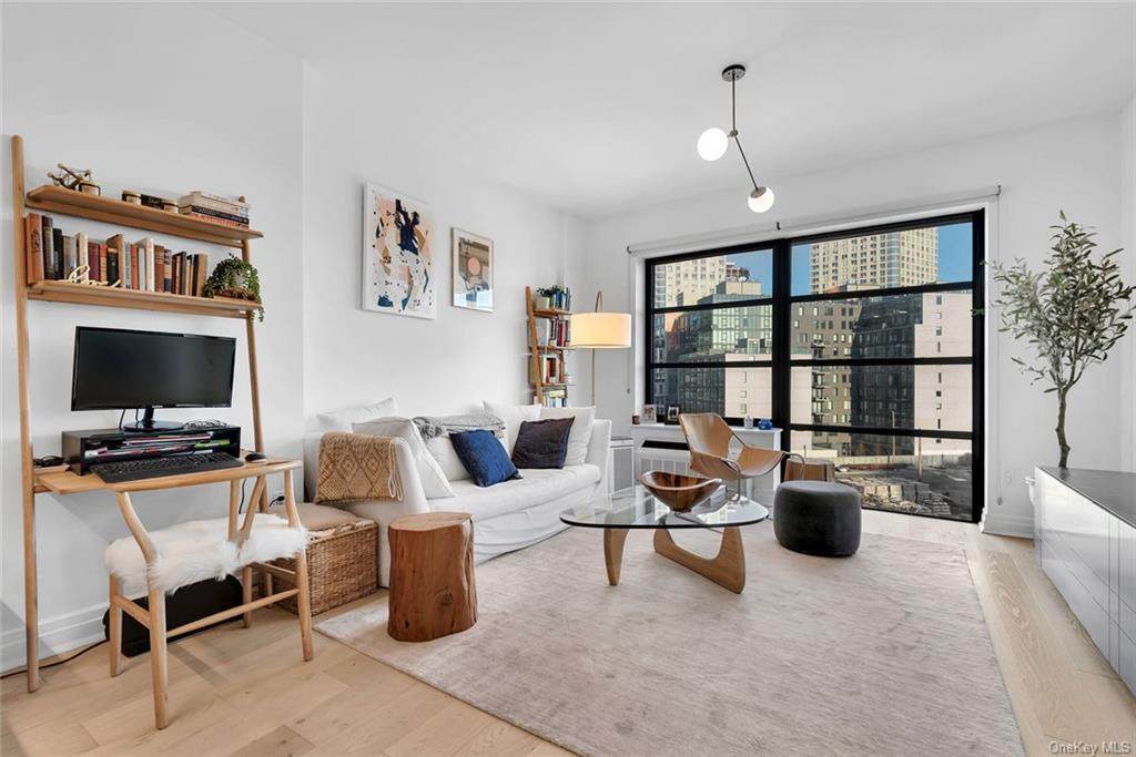 13-33 Jackson Avenue - Photo 1