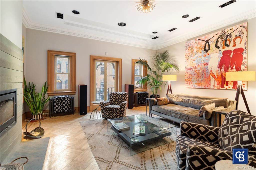 263 139th Street - Photo 1