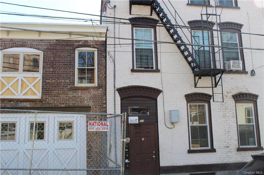 52 Miller Street - Photo 1