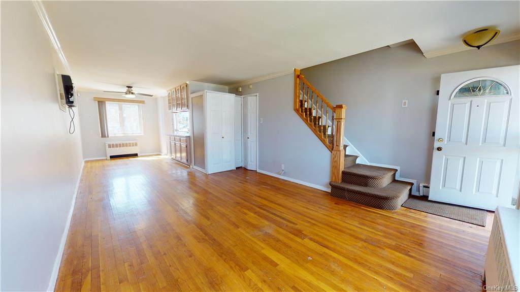 13-64 Bell Boulevard - Photo 1
