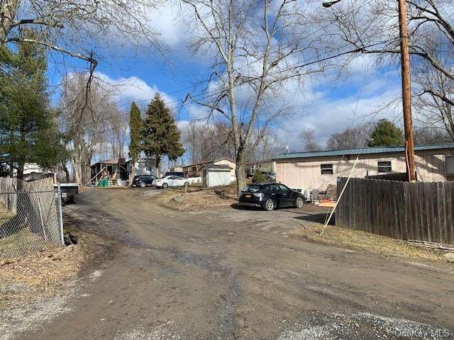 121 Cooper Road - Photo 1