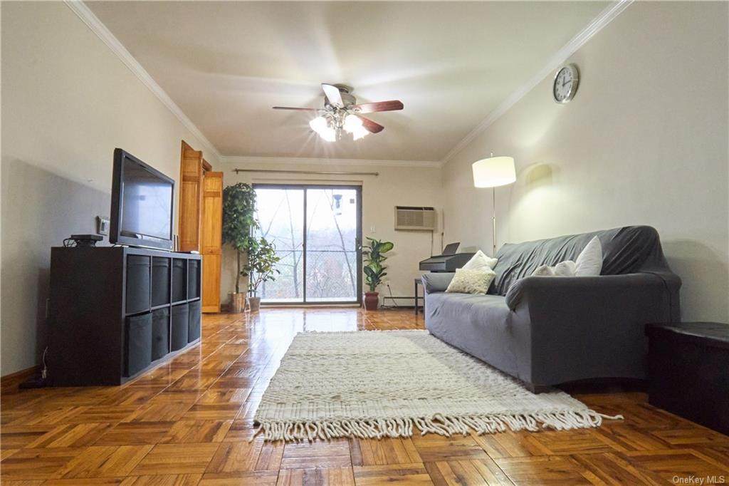 344 Central Park Avenue - Photo 1
