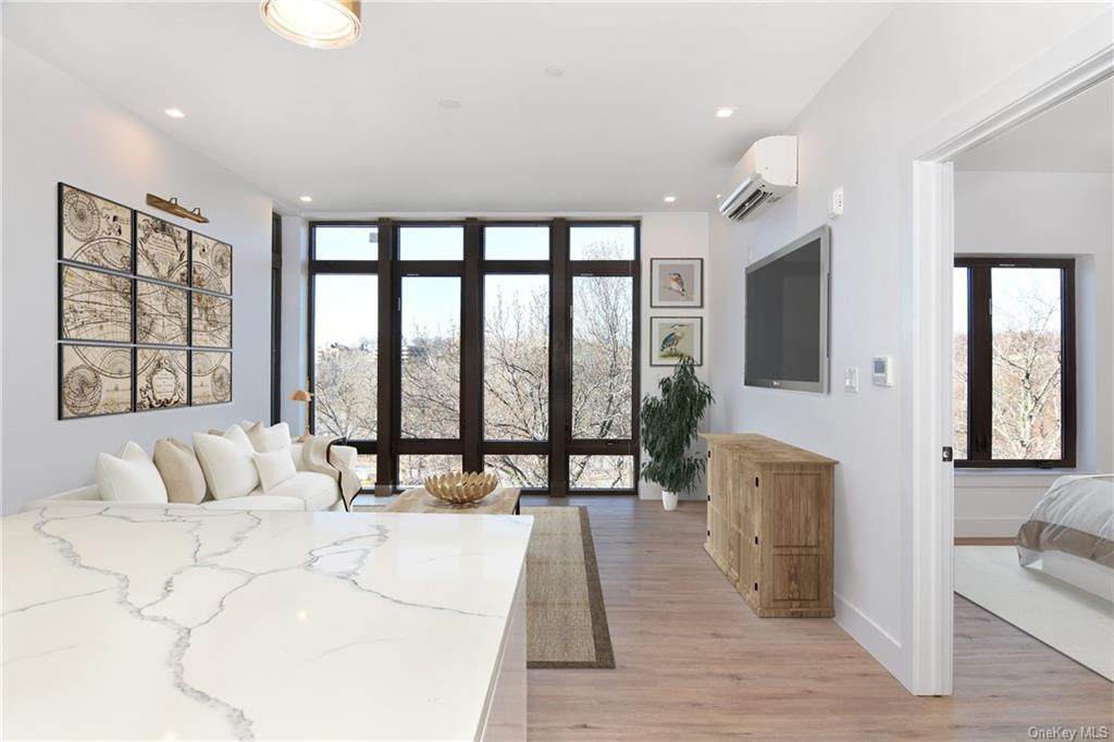 516 Locust Street - Photo 1