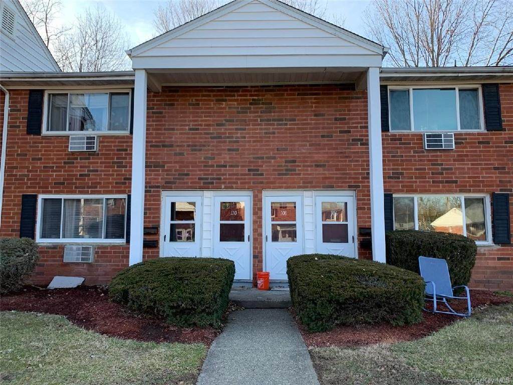 110 Manor Drive - Photo 1