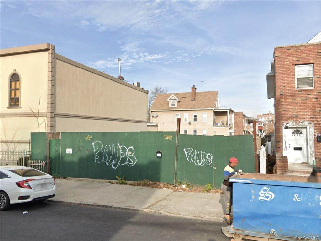 2631 Harway Avenue - Photo 1