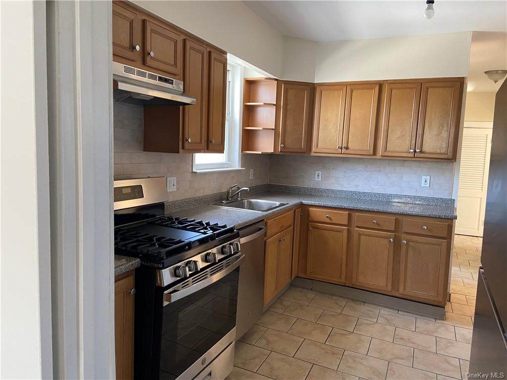 117 Glover Avenue - Photo 1