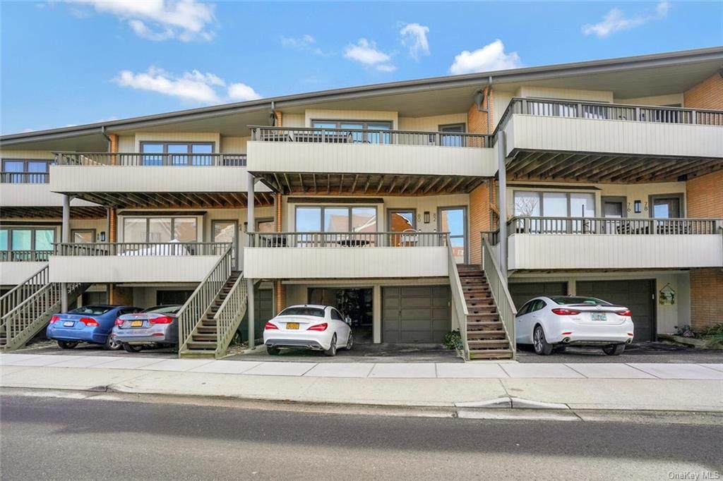 80 Pacific Boulevard - Photo 1