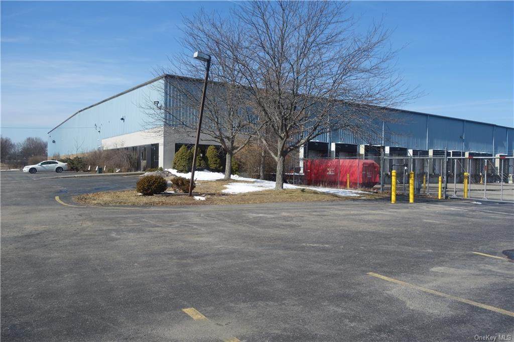 17 Dikeman Drive - Photo 1