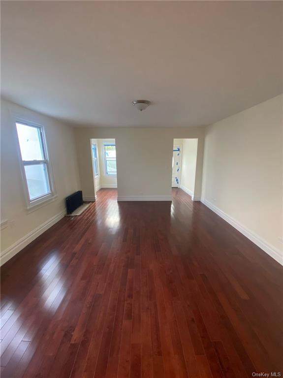 1700 Yates Avenue - Photo 1