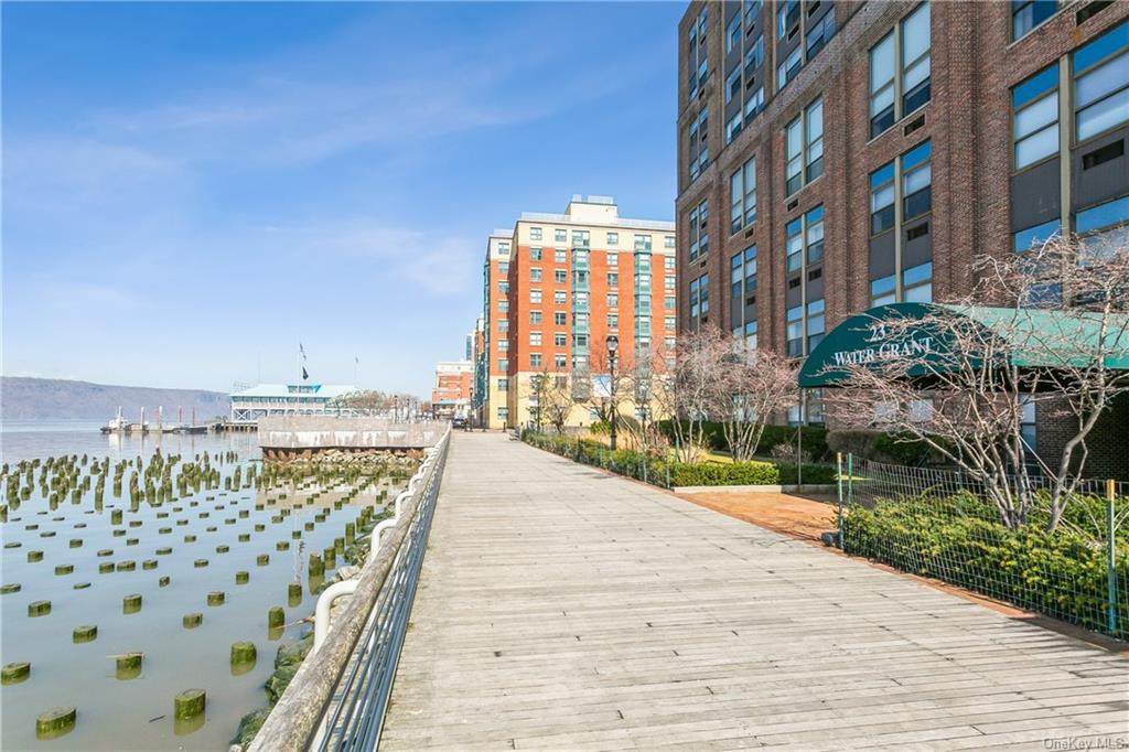23 Water Grant Street - Photo 1