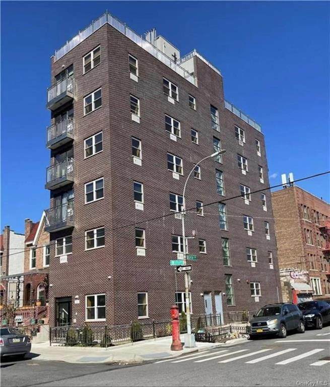 1683 7th Street - Photo 1