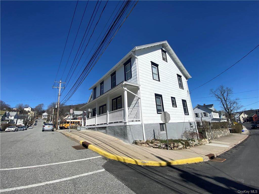 14 Cozzens Avenue - Photo 1