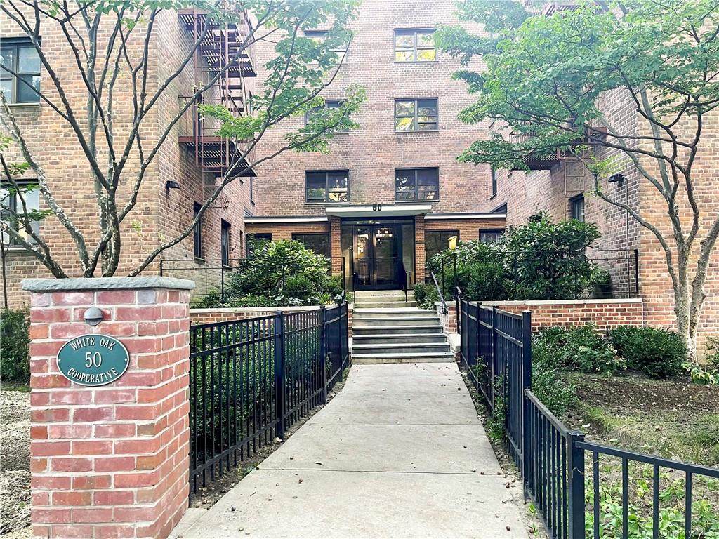 50 White Oak Street - Photo 1