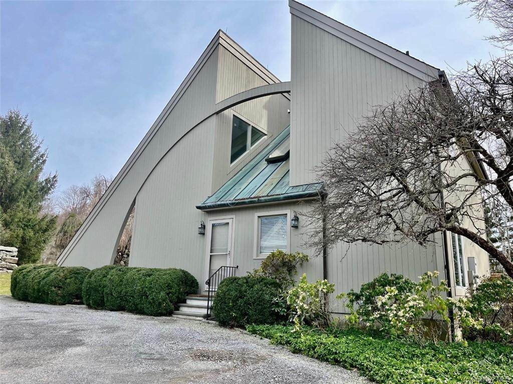 101 Salem Road - Photo 1