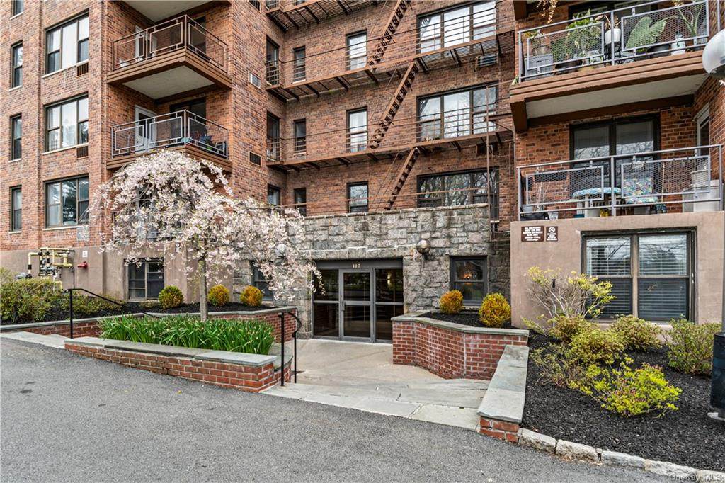 117 Highland Avenue - Photo 1