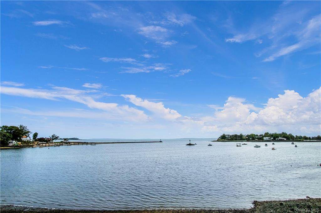 19 Harbor Drive - Photo 1