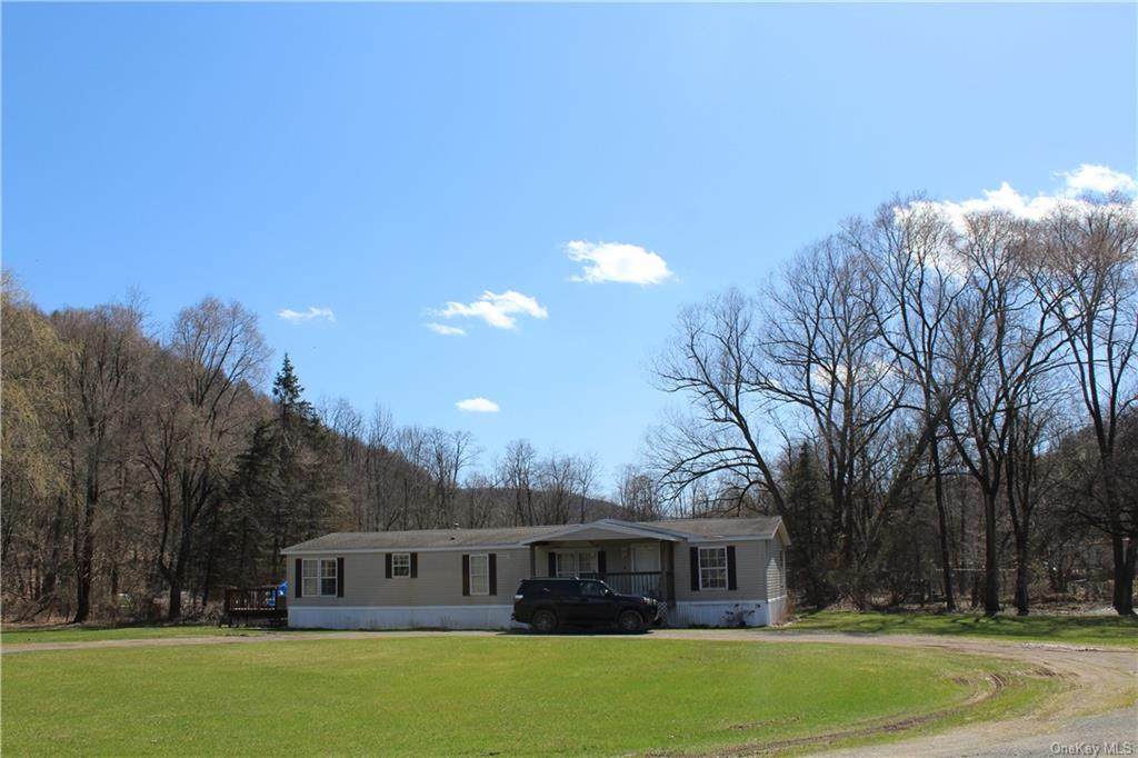 74 Downs Avenue - Photo 1
