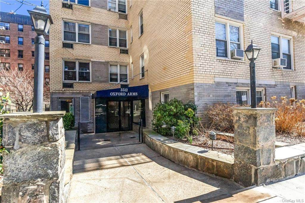 3512 Oxford Avenue - Photo 1