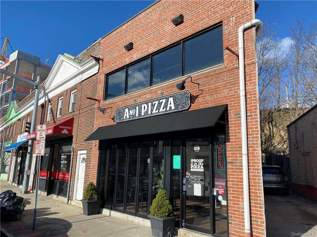 628 North Avenue - Photo 1