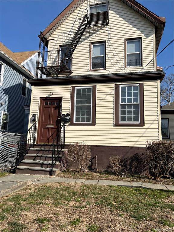 119 11th Avenue - Photo 1