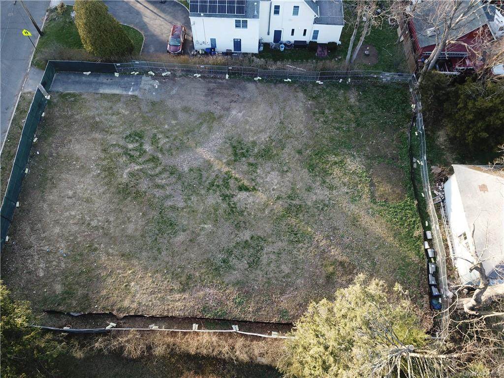 73 Sterling Avenue - Photo 1