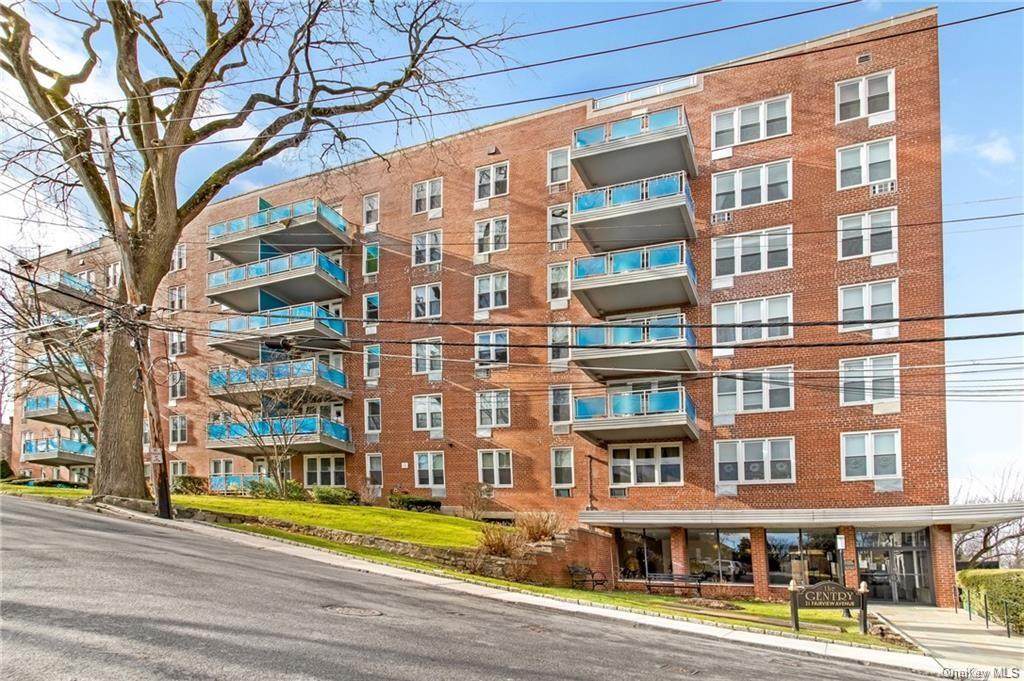 21 Fairview Avenue - Photo 1