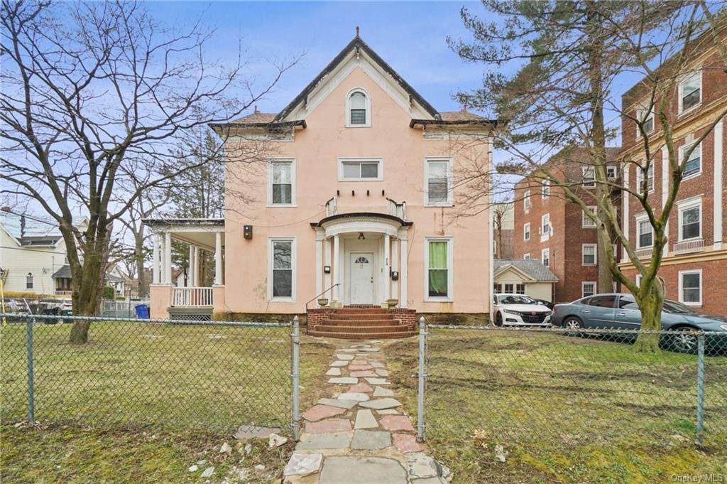 214 Prospect Avenue - Photo 1