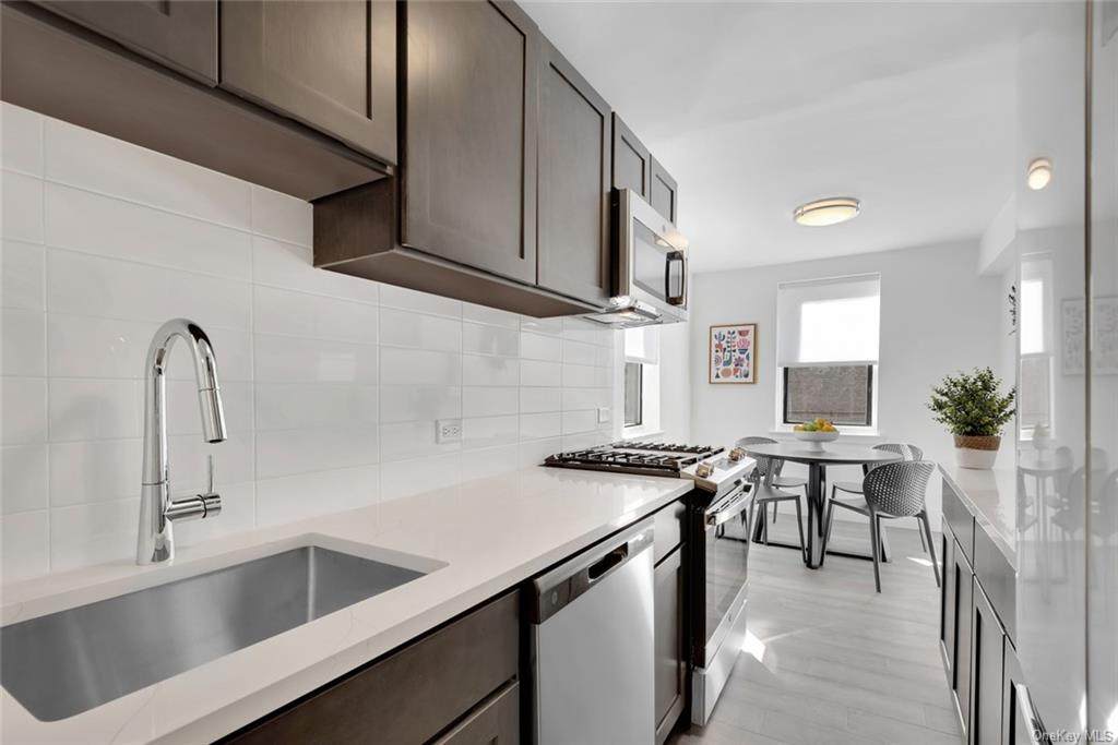 2420 Morris - Photo 1