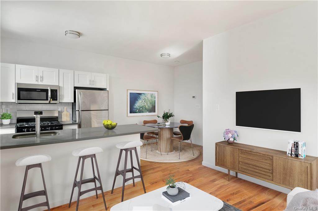657 Manida Street - Photo 1