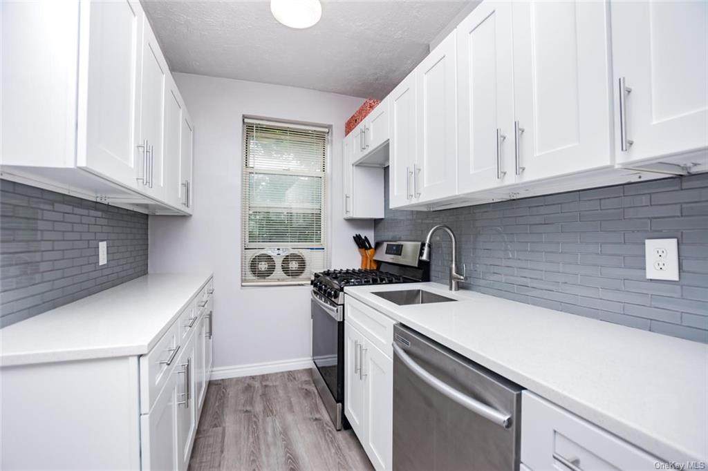 38 Laurel Place - Photo 1