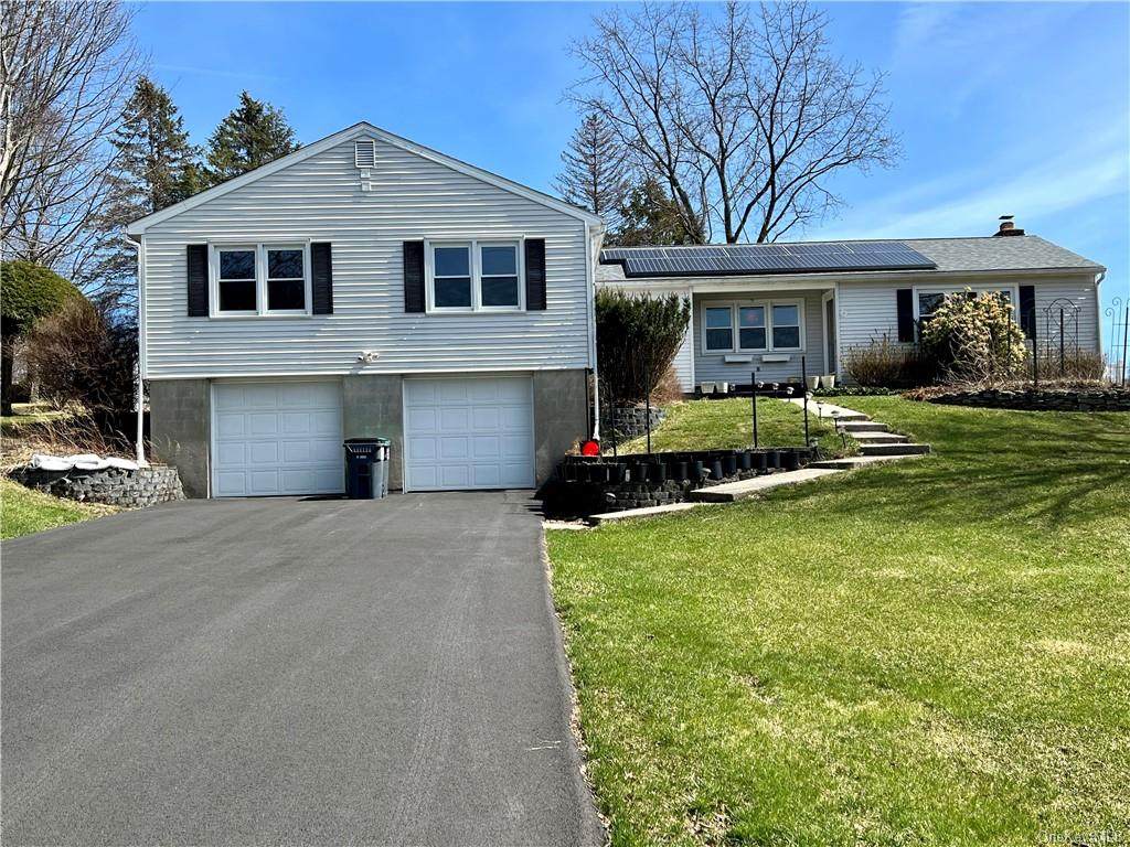 8 Neptune Lane - Photo 1