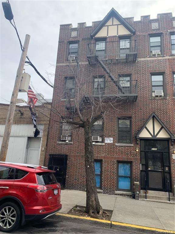 3100 Decatur Avenue - Photo 1