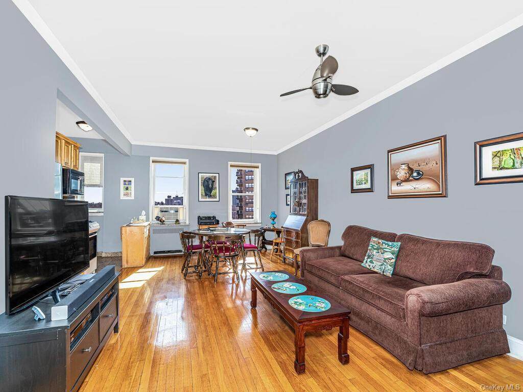 3810 Greystone Avenue - Photo 1
