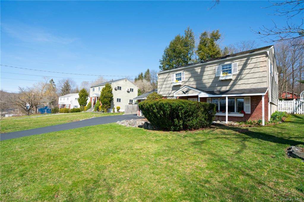14 Westbrook Drive - Photo 1