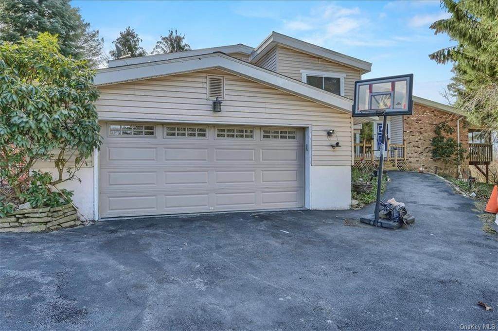 8 Lorelei Drive - Photo 1