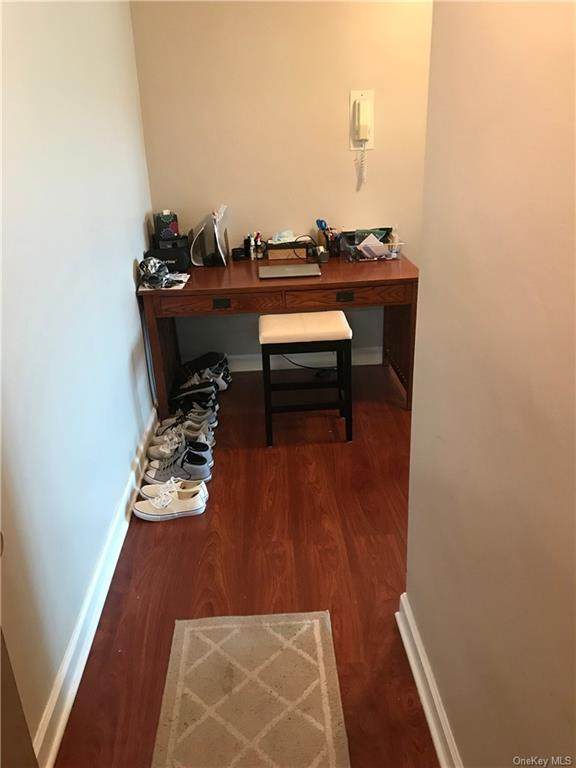 25 Franklin Avenue - Photo 1