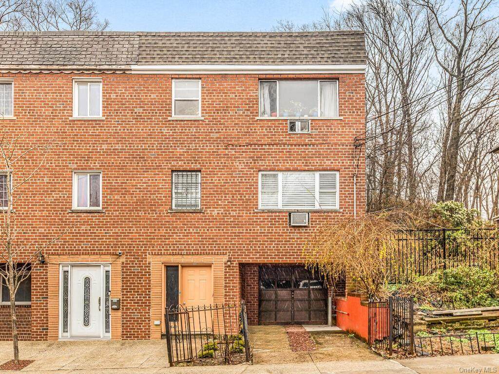 5640 Mosholu Avenue - Photo 1