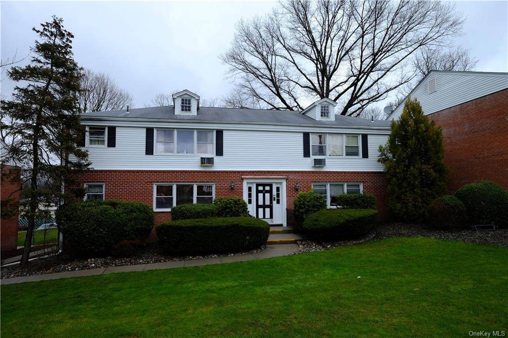 4 Sussex Court - Photo 1