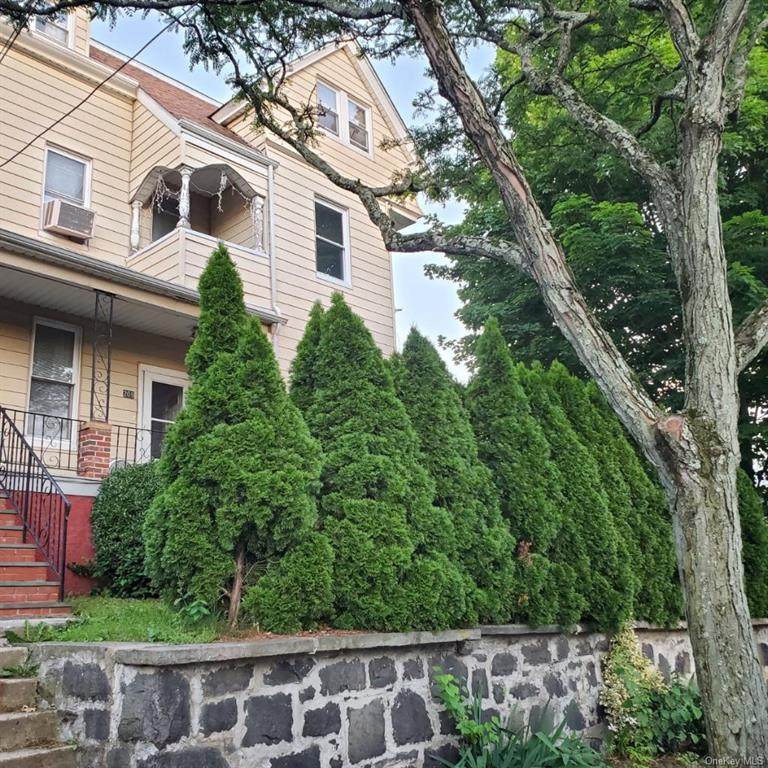 204 Aka 208 Woodworth Avenue - Photo 1