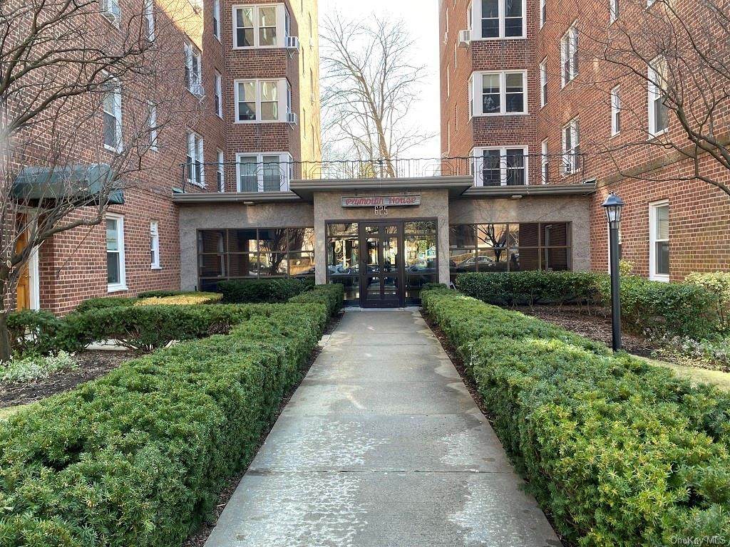 625 Gramatan Avenue - Photo 1