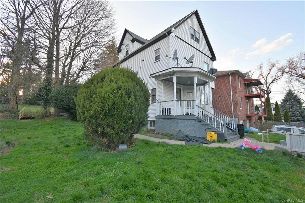 10 Pratt Avenue - Photo 1
