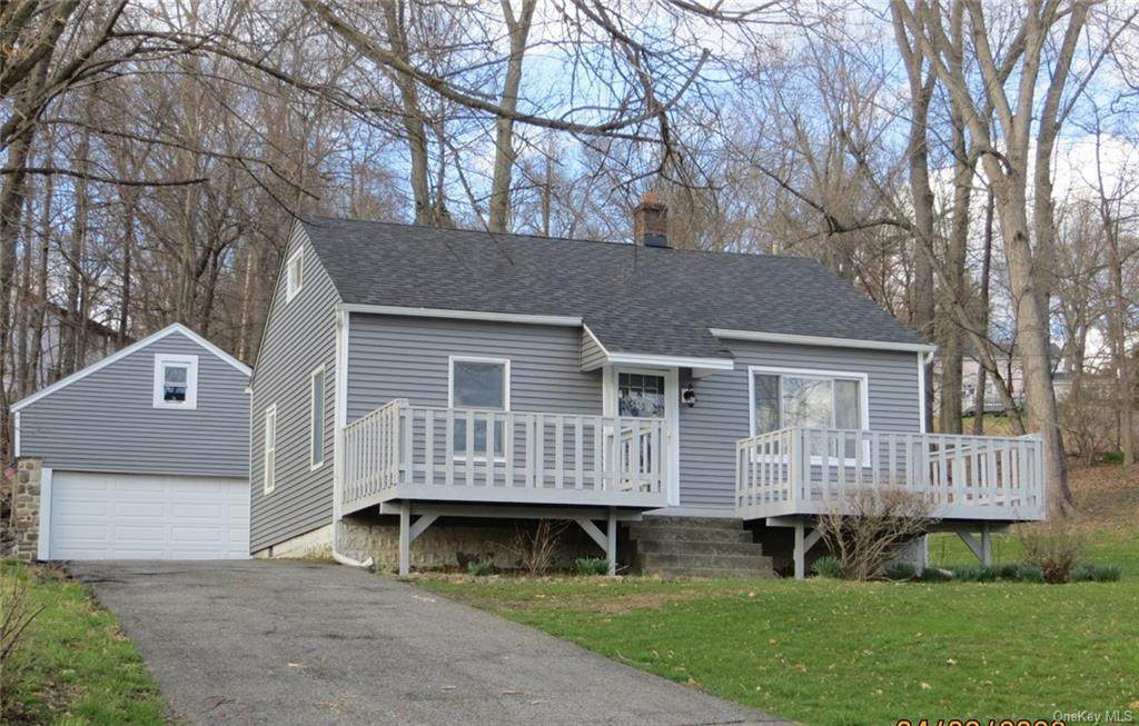 546 Shore Drive - Photo 1
