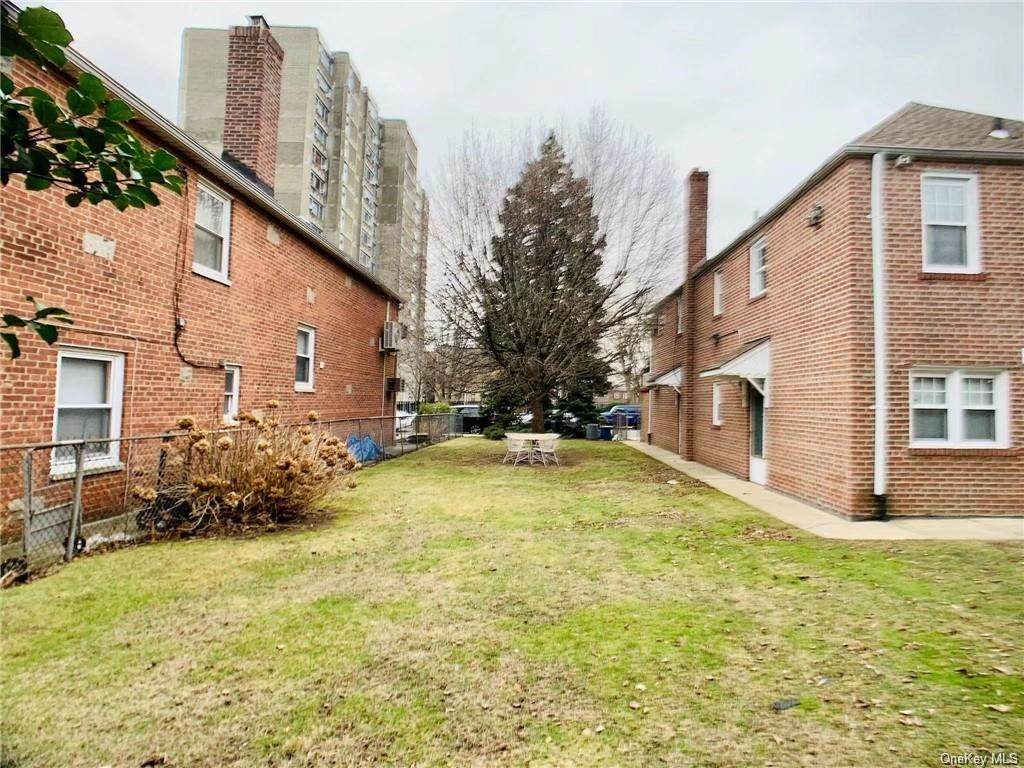 Jarvis Avenue - Photo 1